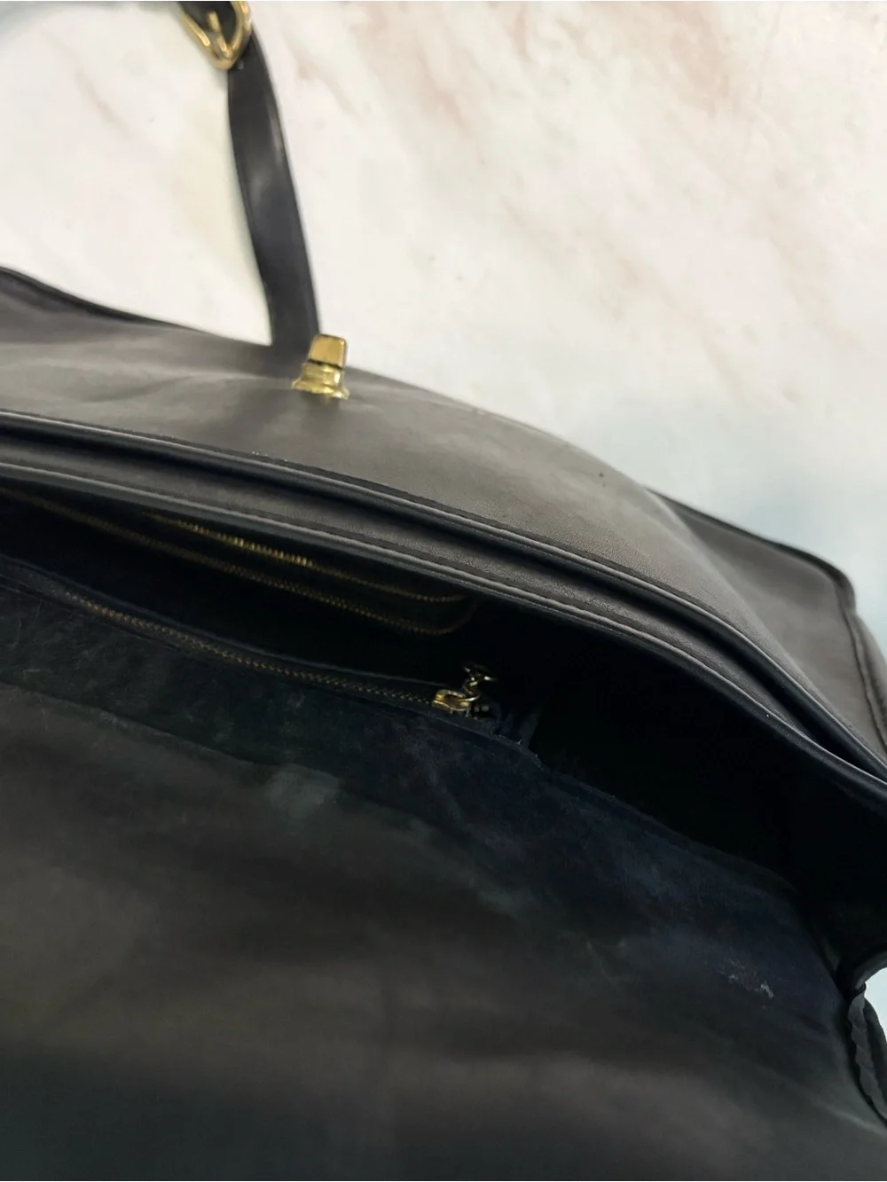 Vintage Coach Black Leather Top-Handle Laptop Bag with Shoulder Strap